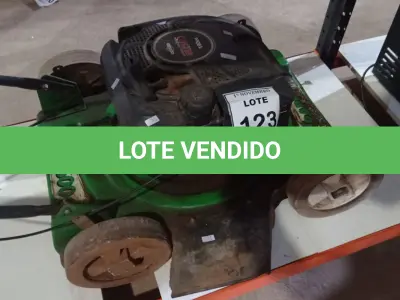 LOTE 123 - 01 MÁQUINA DE CORTAR GRAMA A GASOLINA MODELO MC-600 MARCA BRIGGS & STRATTON. (NO ESTADO) ATENÇÃO! FAZER A VISITAÇÃO ANTES DE ARREMATAR, NÃO SABEMOS SE FUNCIONA, LEILÃO NÃO TEM GARANTIA E NEM DEVOLUÇÃO, SUJEITO A POSSÍVEIS AVARIAS VISÍVEIS/OCULTAS E/OU AUSÊNCIA DE COMPONENTES.