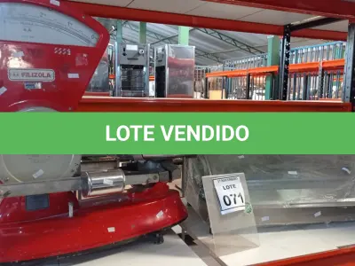 LOTE 071 - 01 BALANÇA MARCA FILIZOLA E 01 ESTUFA DE ALIMENTOS. (NO ESTADO) ATENÇÃO! FAZER A VISITAÇÃO ANTES DE ARREMATAR, NÃO SABEMOS SE FUNCIONA, LEILÃO NÃO TEM GARANTIA E NEM DEVOLUÇÃO, SUJEITO A POSSÍVEIS AVARIAS VISÍVEIS/OCULTAS E/OU AUSÊNCIA DE COMPONENTES.