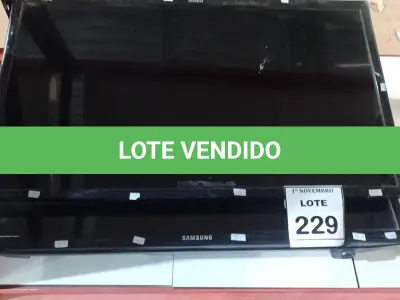 LOTE 229 - 02 TVS LCD 32’’ MARCA SAMSUNG. (NO ESTADO) ATENÇÃO! FAZER A VISITAÇÃO ANTES DE ARREMATAR, NÃO SABEMOS SE FUNCIONA, LEILÃO NÃO TEM GARANTIA E NEM DEVOLUÇÃO, SUJEITO A POSSÍVEIS AVARIAS VISÍVEIS/OCULTAS E/OU AUSÊNCIA DE COMPONENTES.