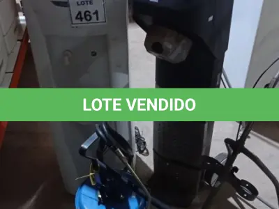 LOTE 461 - 01 BEBEDOURO PARA GARRAFÃO, 01 CATRACA DE PORTARIA, 01 BOMBA DE ENGRAXAR E 01 CARRINHO PARA MARCAÇÃO DE LINHAS. (NO ESTADO) ATENÇÃO! FAZER A VISITAÇÃO ANTES DE ARREMATAR, NÃO SABEMOS SE FUNCIONA, LEILÃO NÃO TEM GARANTIA E NEM DEVOLUÇÃO, SUJEITO A POSSÍVEIS AVARIAS VISÍVEIS/OCULTAS E/OU AUSÊNCIA DE COMPONENTES.