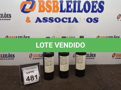 LOTE 481 - 03 GARRAFAS DE VINHO TINTO SECO FINO MALBEC LOTE 44 ARGENTINO SAFRA 2020 750ML. (NO ESTADO) ATENÇÃO! FAZER A VISITAÇÃO ANTES DE ARREMATAR, NÃO SABEMOS SE FUNCIONA, LEILÃO NÃO TEM GARANTIA E NEM DEVOLUÇÃO, SUJEITO A POSSÍVEIS AVARIAS VISÍVEIS/OCULTAS E/OU AUSÊNCIA DE COMPONENTES.