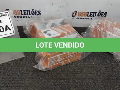 LOTE 420 - 01 LOTE COM GRANDE QUANTIDADE DE FONES DE OUVIDO. (NO ESTADO) ATENÇÃO! FAZER A VISITAÇÃO ANTES DE ARREMATAR, NÃO SABEMOS SE FUNCIONA, LEILÃO NÃO TEM GARANTIA E NEM DEVOLUÇÃO, SUJEITO A POSSÍVEIS AVARIAS VISÍVEIS/OCULTAS E/OU AUSÊNCIA DE COMPONENTES.