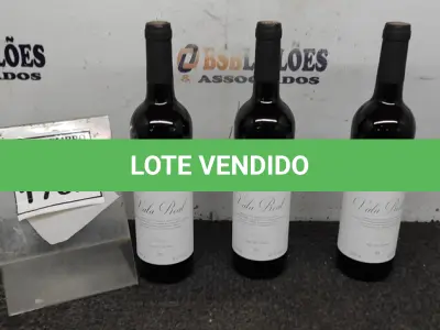 LOTE 170 - 03 GARRAFAS DE VINHO TINTO SECO VALA REAL PORTUGUÊS SAFRA 2019 750ML. (NO ESTADO) ATENÇÃO! FAZER A VISITAÇÃO ANTES DE ARREMATAR, NÃO SABEMOS SE FUNCIONA, LEILÃO NÃO TEM GARANTIA E NEM DEVOLUÇÃO, SUJEITO A POSSÍVEIS AVARIAS VISÍVEIS/OCULTAS E/OU AUSÊNCIA DE COMPONENTES.