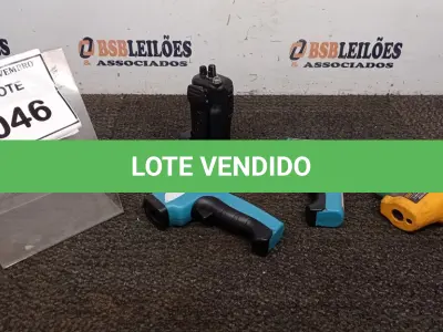 LOTE 046 - 03 TERMÔMETROS INFRAVERMELHO E 01 RÁDIO COMUNICADOR. (NO ESTADO) ATENÇÃO! FAZER A VISITAÇÃO ANTES DE ARREMATAR, NÃO SABEMOS SE FUNCIONA, LEILÃO NÃO TEM GARANTIA E NEM DEVOLUÇÃO, SUJEITO A POSSÍVEIS AVARIAS VISÍVEIS/OCULTAS E/OU AUSÊNCIA DE COMPONENTES.