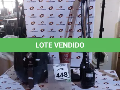 LOTE 448 - 01 AIR FRYER MARCA ELECTROLUX E 01 ASPIRADOR DE PÓ MARCA MONDIAL. (NO ESTADO) ATENÇÃO! FAZER A VISITAÇÃO ANTES DE ARREMATAR, NÃO SABEMOS SE FUNCIONA, LEILÃO NÃO TEM GARANTIA E NEM DEVOLUÇÃO, SUJEITO A POSSÍVEIS AVARIAS VISÍVEIS/OCULTAS E/OU AUSÊNCIA DE COMPONENTES