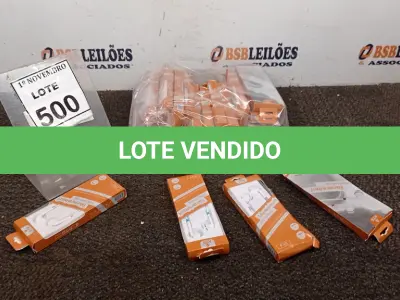 LOTE 500 - 01 LOTE COM VÁRIOS FONES DE OUVIDO. (NO ESTADO) ATENÇÃO! FAZER A VISITAÇÃO ANTES DE ARREMATAR, NÃO SABEMOS SE FUNCIONA, LEILÃO NÃO TEM GARANTIA E NEM DEVOLUÇÃO, SUJEITO A POSSÍVEIS AVARIAS VISÍVEIS/OCULTAS E/OU AUSÊNCIA DE COMPONENTES.