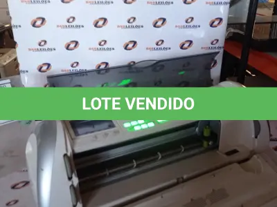 LOTE 123 - 01 MÁQUINA DE CORTE ELETRÔNICO MARCA CRICUT EXPRESSION. (NO ESTADO) ATENÇÃO! FAZER A VISITAÇÃO ANTES DE ARREMATAR, NÃO SABEMOS SE FUNCIONA, LEILÃO NÃO TEM GARANTIA E NEM DEVOLUÇÃO, SUJEITO A POSSÍVEIS AVARIAS VISÍVEIS/OCULTAS E/OU AUSÊNCIA DE COMPONENTES.
