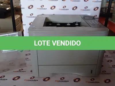 LOTE 120 - 01 IMPRESSORA MODELO ML-3750ND MARCA SAMSUNG. (NO ESTADO) ATENÇÃO! FAZER A VISITAÇÃO ANTES DE ARREMATAR, NÃO SABEMOS SE FUNCIONA, LEILÃO NÃO TEM GARANTIA E NEM DEVOLUÇÃO, SUJEITO A POSSÍVEIS AVARIAS VISÍVEIS/OCULTAS E/OU AUSÊNCIA DE COMPONENTES.