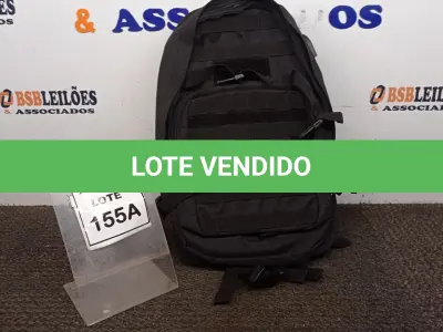 LOTE 155 - 01 MOCHILA TÁTICA MILITAR 40 LITROS RESISTENTE A ÁGUA ENTRADA DE USB/FONE (PRODUTO NOVO). (NO ESTADO) ATENÇÃO! FAZER A VISITAÇÃO ANTES DE ARREMATAR, NÃO SABEMOS SE FUNCIONA, LEILÃO NÃO TEM GARANTIA E NEM DEVOLUÇÃO, SUJEITO A POSSÍVEIS AVARIAS VISÍVEIS/OCULTAS E/OU AUSÊNCIA DE COMPONENTES.