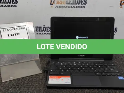LOTE 300 - 01 NOTEBOOK TELA 11.6’’ 2GB DE MEMÓRIA MARCA SAMSUNG. (NO ESTADO) ATENÇÃO! FAZER A VISITAÇÃO ANTES DE ARREMATAR, NÃO SABEMOS SE FUNCIONA, LEILÃO NÃO TEM GARANTIA E NEM DEVOLUÇÃO, SUJEITO A POSSÍVEIS AVARIAS VISÍVEIS/OCULTAS E/OU AUSÊNCIA DE COMPONENTES.