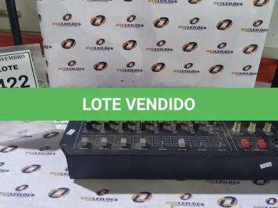 LOTE 422 - 01 MESA DE SOM DE 8 CANAIS MODELO MXS 8 WATTSOM MARCA CICLOTRON. (NO ESTADO) ATENÇÃO! FAZER A VISITAÇÃO ANTES DE ARREMATAR, NÃO SABEMOS SE FUNCIONA, LEILÃO NÃO TEM GARANTIA E NEM DEVOLUÇÃO, SUJEITO A POSSÍVEIS AVARIAS VISÍVEIS/OCULTAS E/OU AUSÊNCIA DE COMPONENTES.