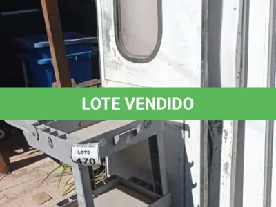 LOTE 470 - 02 PORTAS E 02 PLACAS PARA CÂMARA FRIA E 01 CARRINHO DE LIMPEZA INCOMPLETO. (NO ESTADO) ATENÇÃO! FAZER A VISITAÇÃO ANTES DE ARREMATAR, NÃO SABEMOS SE FUNCIONA, LEILÃO NÃO TEM GARANTIA E NEM DEVOLUÇÃO, SUJEITO A POSSÍVEIS AVARIAS VISÍVEIS/OCULTAS E/OU AUSÊNCIA DE COMPONENTES.