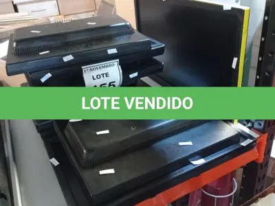 LOTE 455 - 08 MONITORES DE MARCAS E MODELOS DIVERSOS. (NO ESTADO) ATENÇÃO! FAZER A VISITAÇÃO ANTES DE ARREMATAR, NÃO SABEMOS SE FUNCIONA, LEILÃO NÃO TEM GARANTIA E NEM DEVOLUÇÃO, SUJEITO A POSSÍVEIS AVARIAS VISÍVEIS/OCULTAS E/OU AUSÊNCIA DE COMPONENTES.