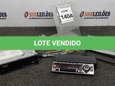 LOTE 140 - 01 APARELHO DE SOM AUTOMOTIVO MARCA SONY. (NO ESTADO) ATENÇÃO! FAZER A VISITAÇÃO ANTES DE ARREMATAR, NÃO SABEMOS SE FUNCIONA, LEILÃO NÃO TEM GARANTIA E NEM DEVOLUÇÃO, SUJEITO A POSSÍVEIS AVARIAS VISÍVEIS/OCULTAS E/OU AUSÊNCIA DE COMPONENTES.