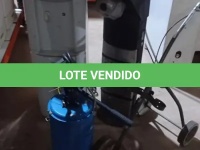 LOTE 461 - 01 BEBEDOURO PARA GARRAFÃO, 01 CATRACA DE PORTARIA, 01 BOMBA DE ENGRAXAR E 01 CARRINHO PARA MARCAÇÃO DE LINHAS. (NO ESTADO) ATENÇÃO! FAZER A VISITAÇÃO ANTES DE ARREMATAR, NÃO SABEMOS SE FUNCIONA, LEILÃO NÃO TEM GARANTIA E NEM DEVOLUÇÃO, SUJEITO A POSSÍVEIS AVARIAS VISÍVEIS/OCULTAS E/OU AUSÊNCIA DE COMPONENTES.