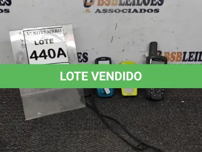LOTE 440 - 03 GPS MARCA GARMIN MODELOS DIVERSOS. (NO ESTADO) ATENÇÃO! FAZER A VISITAÇÃO ANTES DE ARREMATAR, NÃO SABEMOS SE FUNCIONA, LEILÃO NÃO TEM GARANTIA E NEM DEVOLUÇÃO, SUJEITO A POSSÍVEIS AVARIAS VISÍVEIS/OCULTAS E/OU AUSÊNCIA DE COMPONENTES.