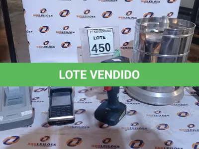 LOTE 450 - 01 MÁQUINA DE CARTÃO MARCA PIDION, 01 PARAFUSADEIRA A BATERIA MARCA BOSCH E 01 MOTOR DE ESPREMEDOR INDUSTRIAL. (NO ESTADO) ATENÇÃO! FAZER A VISITAÇÃO ANTES DE ARREMATAR, NÃO SABEMOS SE FUNCIONA, LEILÃO NÃO TEM GARANTIA E NEM DEVOLUÇÃO, SUJEITO A POSSÍVEIS AVARIAS VISÍVEIS/OCULTAS E/OU AUSÊNCIA DE COMPONENTES.