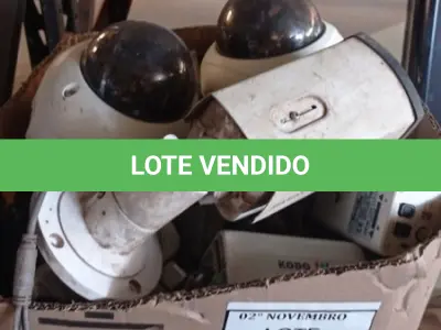 LOTE 106 - 01 LOTE COM VÁRIAS CÂMERAS DE MONITORAMENTO DE MARCAS E MODELOS DIVERSOS. (NO ESTADO) ATENÇÃO! FAZER A VISITAÇÃO ANTES DE ARREMATAR, NÃO SABEMOS SE FUNCIONA, LEILÃO NÃO TEM GARANTIA E NEM DEVOLUÇÃO, SUJEITO A POSSÍVEIS AVARIAS VISÍVEIS/OCULTAS E/OU AUSÊNCIA DE COMPONENTES.