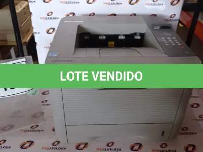 LOTE 120 - 01 IMPRESSORA MODELO ML-3750ND MARCA SAMSUNG. (NO ESTADO) ATENÇÃO! FAZER A VISITAÇÃO ANTES DE ARREMATAR, NÃO SABEMOS SE FUNCIONA, LEILÃO NÃO TEM GARANTIA E NEM DEVOLUÇÃO, SUJEITO A POSSÍVEIS AVARIAS VISÍVEIS/OCULTAS E/OU AUSÊNCIA DE COMPONENTES.