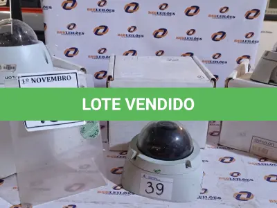 LOTE 437 - 03 CÂMERAS DOME MARCA AVIGILON. (NO ESTADO) ATENÇÃO! FAZER A VISITAÇÃO ANTES DE ARREMATAR, NÃO SABEMOS SE FUNCIONA, LEILÃO NÃO TEM GARANTIA E NEM DEVOLUÇÃO, SUJEITO A POSSÍVEIS AVARIAS VISÍVEIS/OCULTAS E/OU AUSÊNCIA DE COMPONENTES.