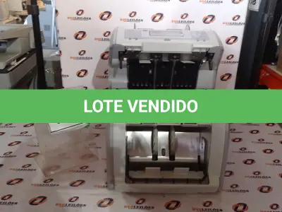 LOTE 100 - 01 MÁQUINA DE CONTAR CÉDULAS. (NO ESTADO) ATENÇÃO! FAZER A VISITAÇÃO ANTES DE ARREMATAR, NÃO SABEMOS SE FUNCIONA, LEILÃO NÃO TEM GARANTIA E NEM DEVOLUÇÃO, SUJEITO A POSSÍVEIS AVARIAS VISÍVEIS/OCULTAS E/OU AUSÊNCIA DE COMPONENTES.
