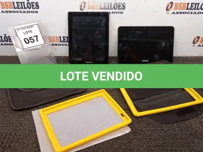LOTE 057 - 02 TABLETS MARCA POSITIVO COM CAPA. (NO ESTADO) ATENÇÃO! FAZER A VISITAÇÃO ANTES DE ARREMATAR, NÃO SABEMOS SE FUNCIONA, LEILÃO NÃO TEM GARANTIA E NEM DEVOLUÇÃO, SUJEITO A POSSÍVEIS AVARIAS VISÍVEIS/OCULTAS E/OU AUSÊNCIA DE COMPONENTES.