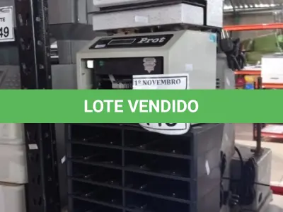 LOTE 443 - 01 GERADOR DE SINAIS DE RF PORTÁTIL, 01 ESTAÇÃO DE CARREGAMENTO MÚLTIPLO PARA POWER BANKS E 05 RELOGIOS DE PONTO PARA RETIRADA DE PEÇAS. (NO ESTADO) ATENÇÃO! FAZER A VISITAÇÃO ANTES DE ARREMATAR, NÃO SABEMOS SE FUNCIONA, LEILÃO NÃO TEM GARANTIA E NEM DEVOLUÇÃO, SUJEITO A POSSÍVEIS AVARIAS VISÍVEIS/OCULTAS E/OU AUSÊNCIA DE COMPONENTES.