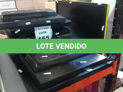 LOTE 455 - 08 MONITORES DE MARCAS E MODELOS DIVERSOS. (NO ESTADO) ATENÇÃO! FAZER A VISITAÇÃO ANTES DE ARREMATAR, NÃO SABEMOS SE FUNCIONA, LEILÃO NÃO TEM GARANTIA E NEM DEVOLUÇÃO, SUJEITO A POSSÍVEIS AVARIAS VISÍVEIS/OCULTAS E/OU AUSÊNCIA DE COMPONENTES.