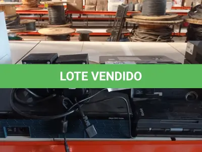 LOTE 139 - 01 SCANNER MODELO I940 MARCA KODAK, 02 PROJETORES MARCA LG, 01 ROTEADOR CISCO 2900 SERIES E 02 TRANSFORMADORES. (NO ESTADO) ATENÇÃO! FAZER A VISITAÇÃO ANTES DE ARREMATAR, NÃO SABEMOS SE FUNCIONA, LEILÃO NÃO TEM GARANTIA E NEM DEVOLUÇÃO, SUJEITO A POSSÍVEIS AVARIAS VISÍVEIS/OCULTAS E/OU AUSÊNCIA DE COMPONENTES.