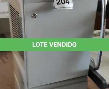 LOTE 204 - 02 ARMÁRIOS BAIXOS COM 01 GAVETA E SUPORTE PARA CPU. (NO ESTADO) ATENÇÃO! FAZER A VISITAÇÃO ANTES DE ARREMATAR, NÃO SABEMOS SE FUNCIONA, LEILÃO NÃO TEM GARANTIA E NEM DEVOLUÇÃO, SUJEITO A POSSÍVEIS AVARIAS VISÍVEIS/OCULTAS E/OU AUSÊNCIA DE COMPONENTES.