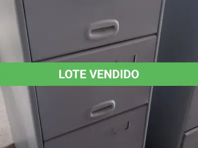 LOTE 295 - 01 ARQUIVO DE AÇO COM 04 GAVETAS. (NO ESTADO) ATENÇÃO! FAZER A VISITAÇÃO ANTES DE ARREMATAR, NÃO SABEMOS SE FUNCIONA, LEILÃO NÃO TEM GARANTIA E NEM DEVOLUÇÃO, SUJEITO A POSSÍVEIS AVARIAS VISÍVEIS/OCULTAS E/OU AUSÊNCIA DE COMPONENTES.