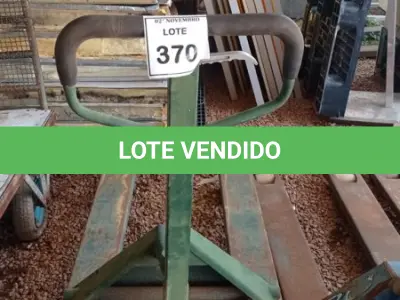 LOTE 370 - 01 PALETEIRA. (NO ESTADO) ATENÇÃO! FAZER A VISITAÇÃO ANTES DE ARREMATAR, NÃO SABEMOS SE FUNCIONA, LEILÃO NÃO TEM GARANTIA E NEM DEVOLUÇÃO, SUJEITO A POSSÍVEIS AVARIAS VISÍVEIS/OCULTAS E/OU AUSÊNCIA DE COMPONENTES.
