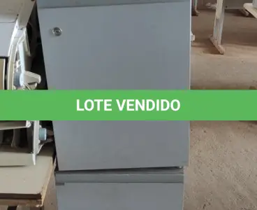 LOTE 247 - 02 ARMÁRIOS BAIXOS COM 01 GAVETA E SUPORTE PARA CPU. (NO ESTADO) ATENÇÃO! FAZER A VISITAÇÃO ANTES DE ARREMATAR, NÃO SABEMOS SE FUNCIONA, LEILÃO NÃO TEM GARANTIA E NEM DEVOLUÇÃO, SUJEITO A POSSÍVEIS AVARIAS VISÍVEIS/OCULTAS E/OU AUSÊNCIA DE COMPONENTES.