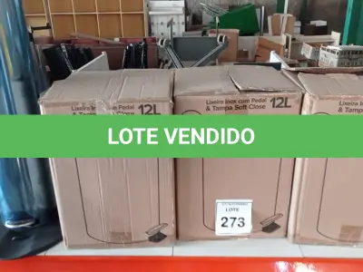 LOTE 273 - 03 LIXEIRAS INOX SEM TAMPA E 01 DISPENSE PARA ÁLCOOL EM GEL COM PEDAL. (NO ESTADO) ATENÇÃO! FAZER A VISITAÇÃO ANTES DE ARREMATAR, NÃO SABEMOS SE FUNCIONA, LEILÃO NÃO TEM GARANTIA E NEM DEVOLUÇÃO, SUJEITO A POSSÍVEIS AVARIAS VISÍVEIS/OCULTAS E/OU AUSÊNCIA DE COMPONENTES.