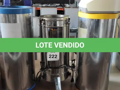 LOTE 222 - 01 CAFETEIRA EM INOX, 02 LIXEIRAS EM INOX E 04 DISPENSES DE PAPEL. (NO ESTADO) ATENÇÃO! FAZER A VISITAÇÃO ANTES DE ARREMATAR, NÃO SABEMOS SE FUNCIONA, LEILÃO NÃO TEM GARANTIA E NEM DEVOLUÇÃO, SUJEITO A POSSÍVEIS AVARIAS VISÍVEIS/OCULTAS E/OU AUSÊNCIA DE COMPONENTES.