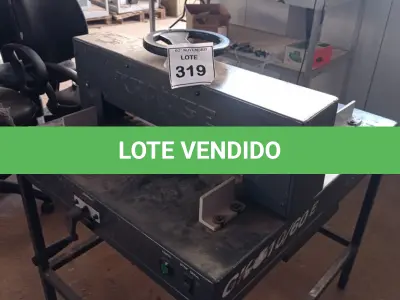 LOTE 319 - 01 GUILHOTINA GRÁFICA MODELO GK1060 220V MARCA KRAUSE. (NO ESTADO) ATENÇÃO! FAZER A VISITAÇÃO ANTES DE ARREMATAR, NÃO SABEMOS SE FUNCIONA, LEILÃO NÃO TEM GARANTIA E NEM DEVOLUÇÃO, SUJEITO A POSSÍVEIS AVARIAS VISÍVEIS/OCULTAS E/OU AUSÊNCIA DE COMPONENTES.