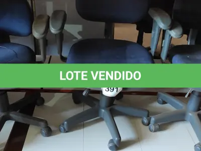 LOTE 391 - 03 CADEIRAS DE ESCRITÓRIO. (NO ESTADO) ATENÇÃO! FAZER A VISITAÇÃO ANTES DE ARREMATAR, NÃO SABEMOS SE FUNCIONA, LEILÃO NÃO TEM GARANTIA E NEM DEVOLUÇÃO, SUJEITO A POSSÍVEIS AVARIAS VISÍVEIS/OCULTAS E/OU AUSÊNCIA DE COMPONENTES.