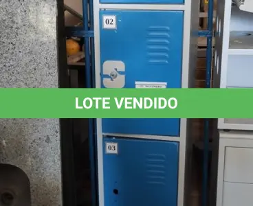 LOTE 261 - 01 ARMÁRIO DE AÇO DE 04 PORTAS COM TRANCA. (NO ESTADO) ATENÇÃO! FAZER A VISITAÇÃO ANTES DE ARREMATAR, NÃO SABEMOS SE FUNCIONA, LEILÃO NÃO TEM GARANTIA E NEM DEVOLUÇÃO, SUJEITO A POSSÍVEIS AVARIAS VISÍVEIS/OCULTAS E/OU AUSÊNCIA DE COMPONENTES.