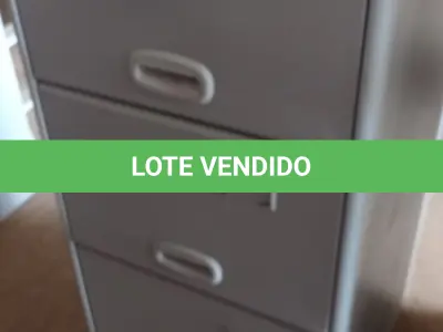 LOTE 295 - 01 ARQUIVO DE AÇO COM 04 GAVETAS. (NO ESTADO) ATENÇÃO! FAZER A VISITAÇÃO ANTES DE ARREMATAR, NÃO SABEMOS SE FUNCIONA, LEILÃO NÃO TEM GARANTIA E NEM DEVOLUÇÃO, SUJEITO A POSSÍVEIS AVARIAS VISÍVEIS/OCULTAS E/OU AUSÊNCIA DE COMPONENTES.