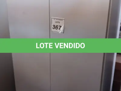 LOTE 367 - 01 ARMÁRIOS ALTO PARA ESCRITÓRIO COM 02 COMPARTIMENTOS. (NO ESTADO) ATENÇÃO! FAZER A VISITAÇÃO ANTES DE ARREMATAR, NÃO SABEMOS SE FUNCIONA, LEILÃO NÃO TEM GARANTIA E NEM DEVOLUÇÃO, SUJEITO A POSSÍVEIS AVARIAS VISÍVEIS/OCULTAS E/OU AUSÊNCIA DE COMPONENTES.