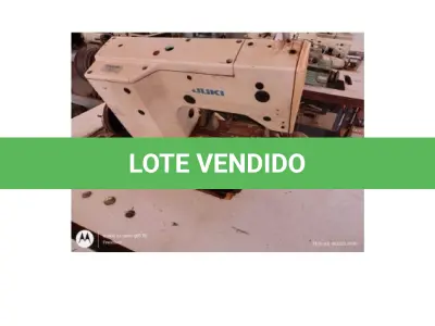 LOTE 077 - 03 MÁQUINAS DE COSTURA INDUSTRIAL, SENDO 01 DE  COSTURA COMPLETA  (TRAVETADEIRA), MESA,  MOTOR 380-3F, JUKI-LK-185OU 16804-1821-Q E 02 COMPLETA, MESA, MOTOR TRIF. MARCA SUNSTAR-KM123A. ( NO ESTADO DE CONSERVAÇÃO QUE SE ENCONTRAM);