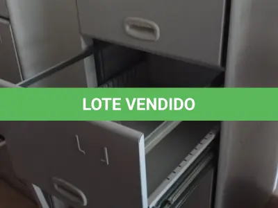 LOTE 278 - 01 ARQUIVO DE AÇO COM 04 GAVETAS. (NO ESTADO) ATENÇÃO! FAZER A VISITAÇÃO ANTES DE ARREMATAR, NÃO SABEMOS SE FUNCIONA, LEILÃO NÃO TEM GARANTIA E NEM DEVOLUÇÃO, SUJEITO A POSSÍVEIS AVARIAS VISÍVEIS/OCULTAS E/OU AUSÊNCIA DE COMPONENTES.