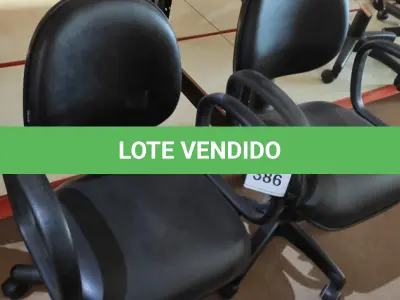 LOTE 386 - 02 CADEIRAS DE ESCRITÓRIO. (NO ESTADO) ATENÇÃO! FAZER A VISITAÇÃO ANTES DE ARREMATAR, NÃO SABEMOS SE FUNCIONA, LEILÃO NÃO TEM GARANTIA E NEM DEVOLUÇÃO, SUJEITO A POSSÍVEIS AVARIAS VISÍVEIS/OCULTAS E/OU AUSÊNCIA DE COMPONENTES.