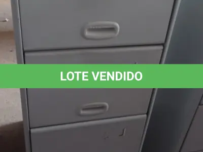 LOTE 281 - 01 ARQUIVO DE AÇO COM 04 GAVETAS. (NO ESTADO) ATENÇÃO! FAZER A VISITAÇÃO ANTES DE ARREMATAR, NÃO SABEMOS SE FUNCIONA, LEILÃO NÃO TEM GARANTIA E NEM DEVOLUÇÃO, SUJEITO A POSSÍVEIS AVARIAS VISÍVEIS/OCULTAS E/OU AUSÊNCIA DE COMPONENTES.