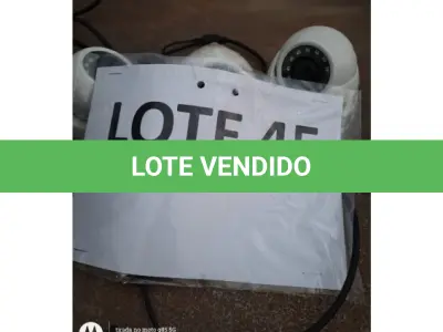 LOTE 045 - 01 MINI CAMERA COLOR CCD 1/4, VM200 DN E 02 CAMARAS IR DIGITAL VHD INTELBRAS; (NO ESTADO DE CONSERVAÇÃO QUE SE ENCONTRA)