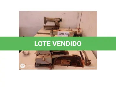 LOTE 057 - 03 MÁQUINAS DE COSTURA RETA INDUSTRIAL, MARCAS SINGER, BROTHER E NIPPON; (NO ESTADO DE CONSERVAÇÃO QUE SE ENCONTRAM)