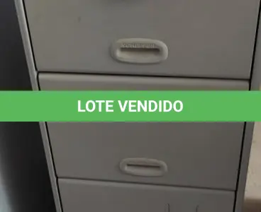 LOTE 270 - 01 ARQUIVO DE AÇO COM 04 GAVETAS. (NO ESTADO) ATENÇÃO! FAZER A VISITAÇÃO ANTES DE ARREMATAR, NÃO SABEMOS SE FUNCIONA, LEILÃO NÃO TEM GARANTIA E NEM DEVOLUÇÃO, SUJEITO A POSSÍVEIS AVARIAS VISÍVEIS/OCULTAS E/OU AUSÊNCIA DE COMPONENTES.