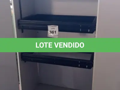 LOTE 361 - 01 ARMÁRIOS ALTO PARA PASTAS SUSPENSAS. (NO ESTADO) ATENÇÃO! FAZER A VISITAÇÃO ANTES DE ARREMATAR, NÃO SABEMOS SE FUNCIONA, LEILÃO NÃO TEM GARANTIA E NEM DEVOLUÇÃO, SUJEITO A POSSÍVEIS AVARIAS VISÍVEIS/OCULTAS E/OU AUSÊNCIA DE COMPONENTES.