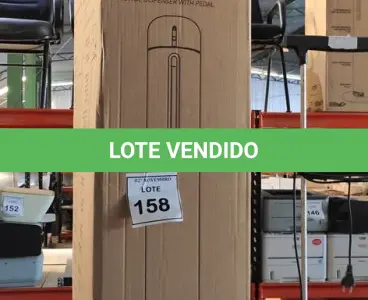 LOTE 158 - 02 DISPENSES PARA ÁLCOOL EM GEL COM PEDAL. (NO ESTADO) ATENÇÃO! FAZER A VISITAÇÃO ANTES DE ARREMATAR, NÃO SABEMOS SE FUNCIONA, LEILÃO NÃO TEM GARANTIA E NEM DEVOLUÇÃO, SUJEITO A POSSÍVEIS AVARIAS VISÍVEIS/OCULTAS E/OU AUSÊNCIA DE COMPONENTES.