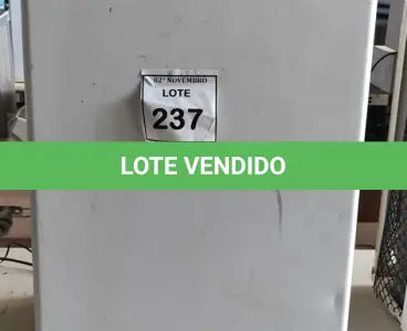 LOTE 237 - 01 FRIGOBAR 220V MARCA CONSUL. (NO ESTADO) ATENÇÃO! FAZER A VISITAÇÃO ANTES DE ARREMATAR, NÃO SABEMOS SE FUNCIONA, LEILÃO NÃO TEM GARANTIA E NEM DEVOLUÇÃO, SUJEITO A POSSÍVEIS AVARIAS VISÍVEIS/OCULTAS E/OU AUSÊNCIA DE COMPONENTES.